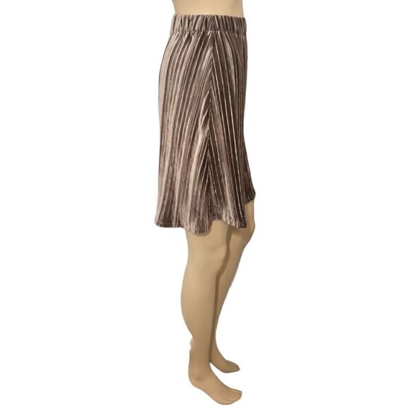 THML Velour Skater Skirt L Velvet Fairy Grunge Whimsigoth Elastic Waist Preppy - Picture 9 of 16